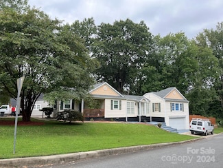 3329 Draper Ave, Charlotte, NC 28205