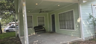 611 Thrasher Ln, Austin, TX 78741