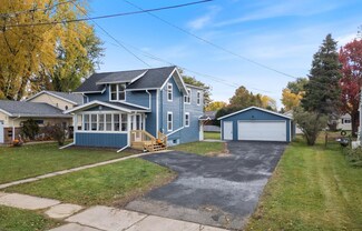 1403 S Palmetto Ave, Marshfield, WI 54449