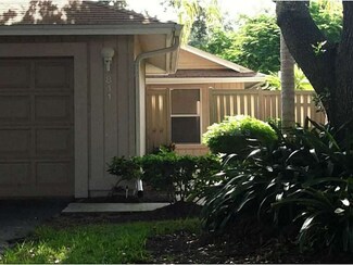 811 Saintclair Cir Unit 811, Venice, FL 34285