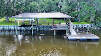 1096 Guale Point SE, Darien, GA 31305