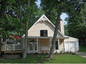 1472 Sandamont Dr, Lawrenceburg, IN 47025