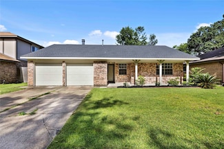 4315 Parkland St, Pasadena, TX 77504
