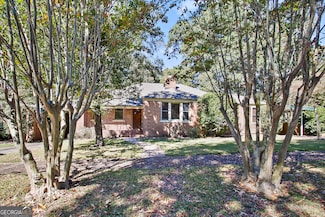 940 Curry Dr, Macon, GA 31211