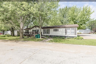 806 28th St Unit 85, Milford, IA 51351