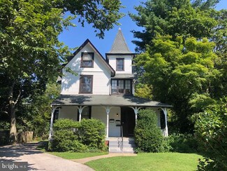 48 S Wyoming Ave, Ardmore, PA 19003