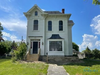 120 Sycamore St, Tiffin, OH 44883