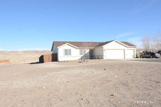 8320 Iroquois Trail, Silver Springs, NV 89429