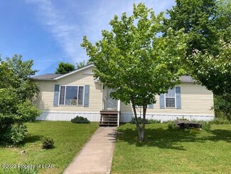 325 Echo Valley Dr, Shavertown, PA 18708