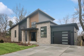 5 Chestnut Ct, Portage, IN 46368