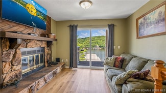 20 Wheel House Ct Unit 2A, Lake Ozark, MO 65049