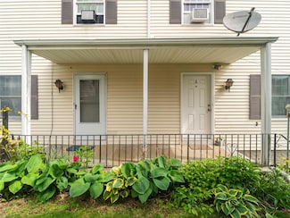 28 Soundview St, Port Chester, NY 10573