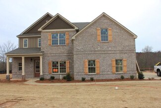 723 Banbury St, Auburn, AL 36832