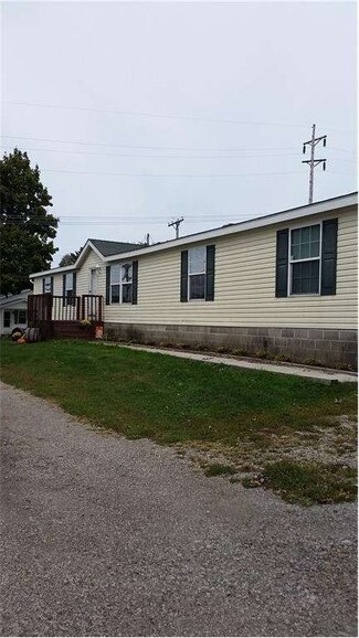 206 Vine St, Barnesville, OH 43713