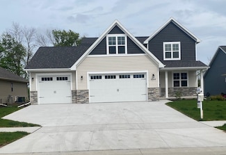 N9248 Constellation Dr, Appleton, WI 54915