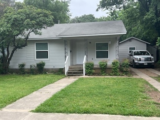 1513 Panhandle St, Denton, TX 76201