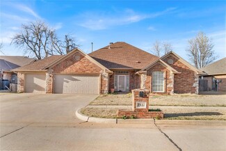 7921 NW 48th St, Bethany, OK 73008