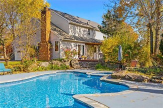 1901 Bevin Dr, Allentown, PA 18103