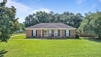 141 Darian Dr, Leesburg, GA 31763