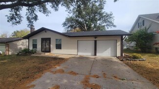 111 Julie Ln, Saint Peters, MO 63376