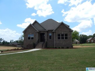 1017 Derby Pkwy, Kimberly, AL 35091