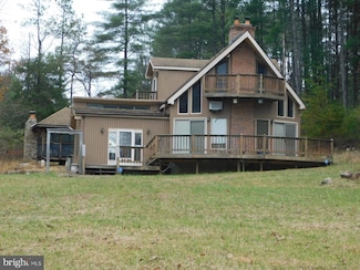 760 Wildlife Dr, Lost City, WV 26810