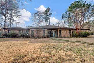 2319 Cardigan Dr, Memphis, TN 38119