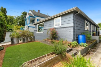 4804 S Othello St, Seattle, WA 98118