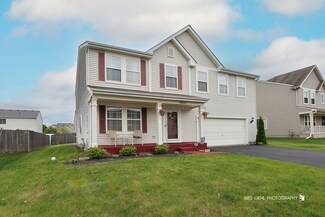39893 Walton Ln, Beach Park, IL 60083