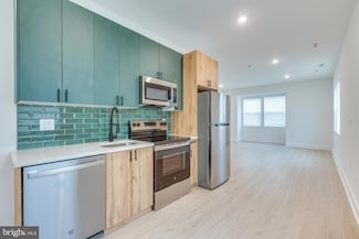 2500 N Lawrence St Unit 3, Philadelphia, PA 19133