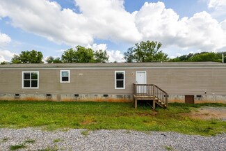1138 Douglas Dam Rd, Dandridge, TN 37725