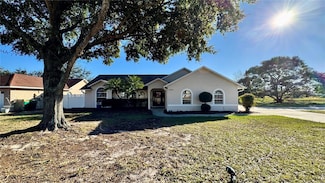 2294 W Moonlight Ln, Eustis, FL 32726
