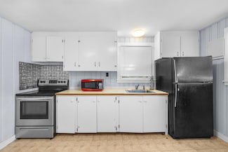 113 Bass Harbor Rd, Southwest Harbor, ME 04679