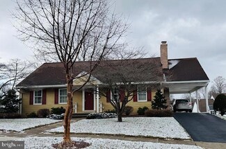 48 Valley Rd, Reading, PA 19610