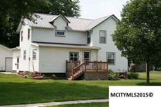 809 6th St, Rudd, IA 50471
