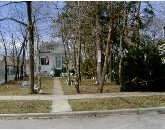 6616 N Oak Park Ave, Niles, IL 60714