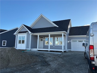 294 Freedom Trail Dr, Portsmouth, RI 02871