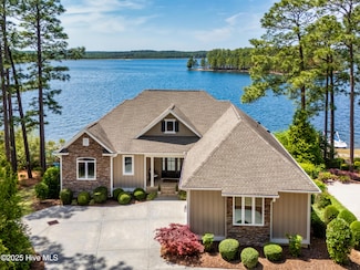 133 Baker Cir, West End, NC 27376