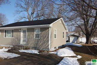 219 W Progress St, Hinton, IA 51024