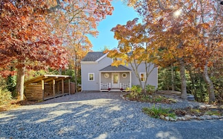 113 Blacksmith Shop Rd, Falmouth, MA 02540