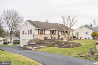 4039 Macniff Dr, Lafayette Hill, PA 19444