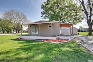 110 S East St, Hull, IL 62343