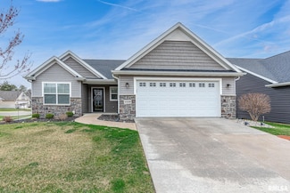 2520 Pheasant Creek Cir, Davenport, IA 52807
