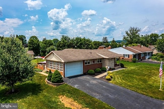 414 S 6th St, Wrightsville, PA 17368