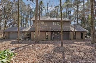 2095 Woodlake Dr, Benton, LA 71006