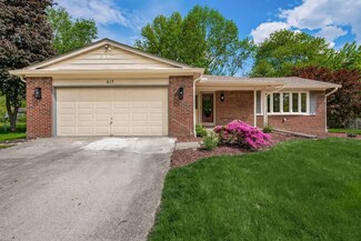 617 Codrington Cir, Columbus, OH 43230
