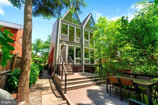 5320 29th St NW, Washington, DC 20015