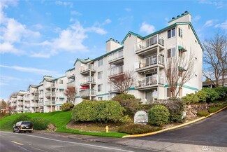 28606 16th Ave S Unit 104, Federal Way, WA 98003