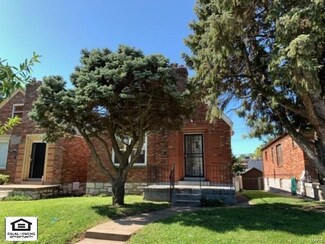 6156 N Pointe Blvd, Saint Louis, MO 63147