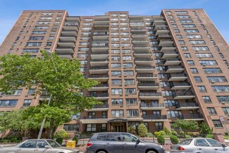 10 Huron Ave Unit 8A, Jersey City, NJ 07306